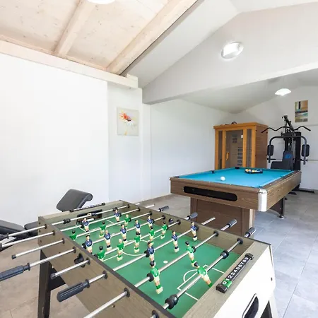 Pet Friendly In Krilo Jesenice With Sauna * Sumpetar